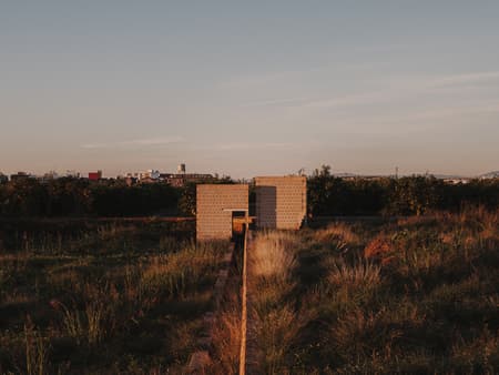 Ceramic Pavilions in the Northern Fields of Valencia